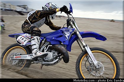 deparis_beach_cross_berck_2009.jpg