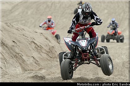 quad_08_beach_cross_berck_2009.jpg