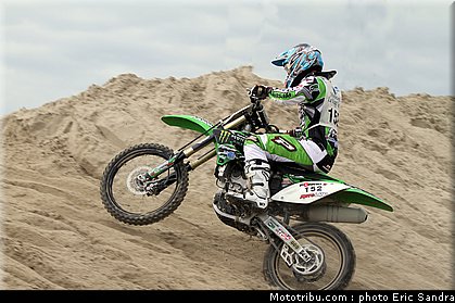 van_horebeek_09_beach_cross_berck_2009.jpg
