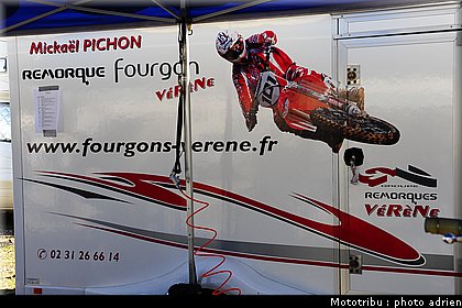cross_paddock_pernes2009_059.JPG