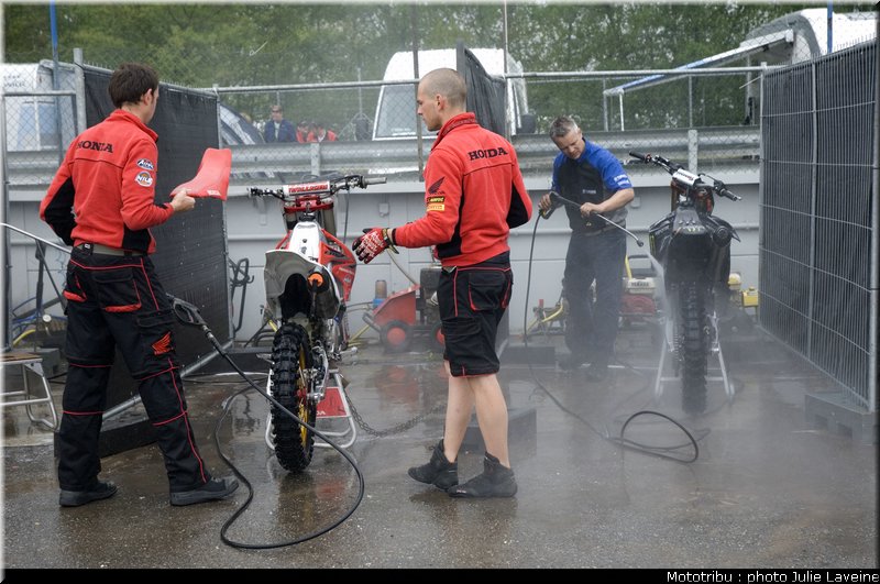 paddock_001
