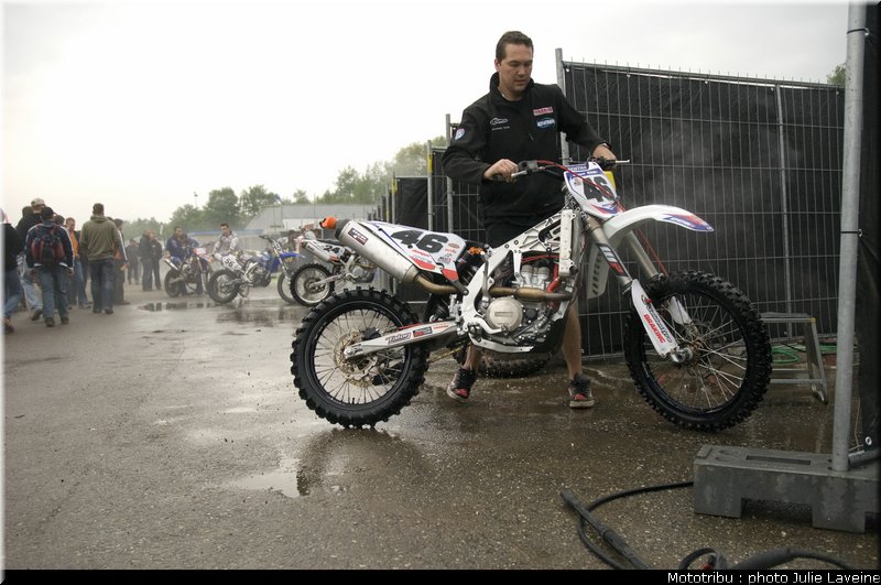 paddock_004