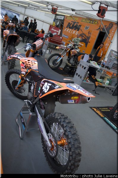 paddock_007