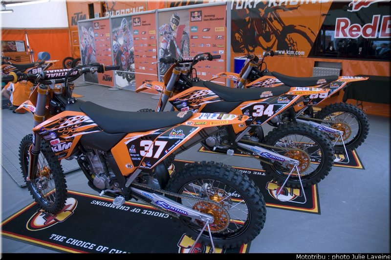 paddock_008