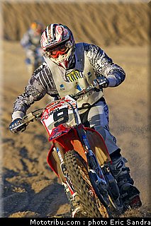 beach_cross_berck_dedycker_1.jpg