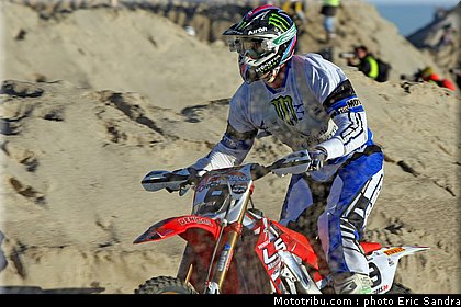 beach_cross_berck_dedycker_2.jpg