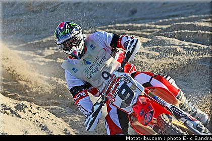 beach_cross_berck_dedycker_7.jpg