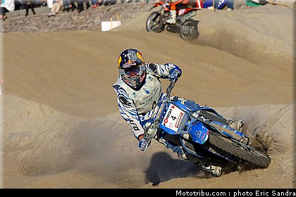 beach_cross_berck_leok_1.jpg