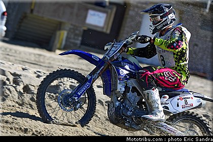 beach_cross_berck_vanbeveren.jpg