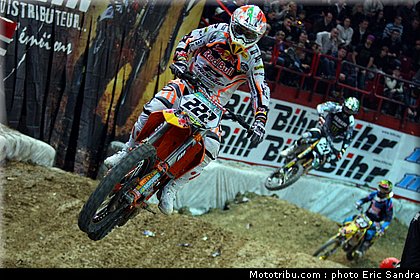 sx_bercy_2010_cairoli_5.jpg