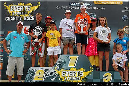 stefan_everts_and_friends_podium_ladies_2010.jpg