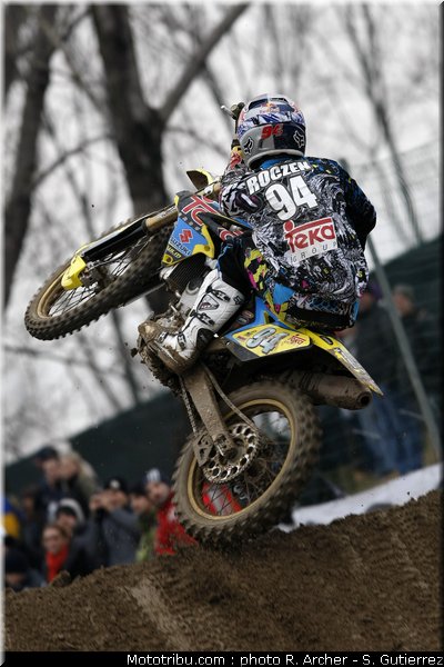 MOTO 