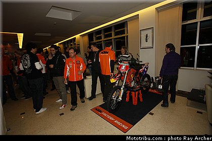team_ktm_02.jpg