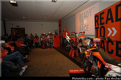 team_ktm_04.jpg