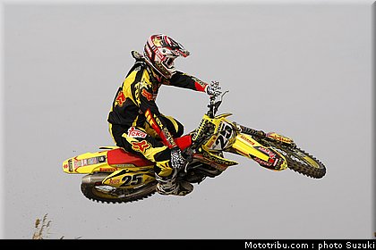 desalle_suzuki_mx1_2010_010.JPG