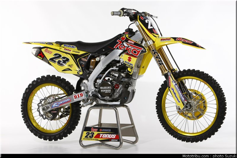 MOTO 