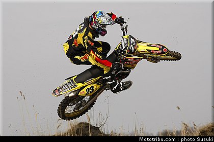 tonus_arnaud_003_teka_suzuki_mx2_team_2010.JPG