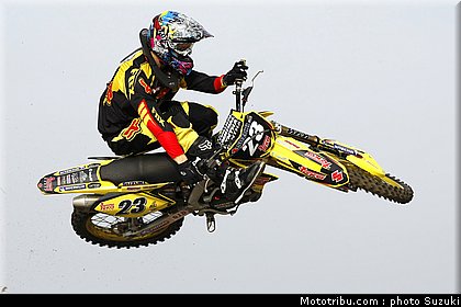 tonus_arnaud_006_teka_suzuki_mx2_team_2010.JPG