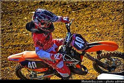domas_1_mx_feminin_pernes_2010.JPG