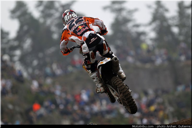 mondial_mx_goncalves_5_suede_2010