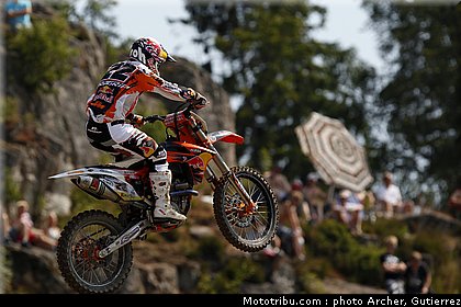 mondial_mx_nagl_1_suede_2010.jpg