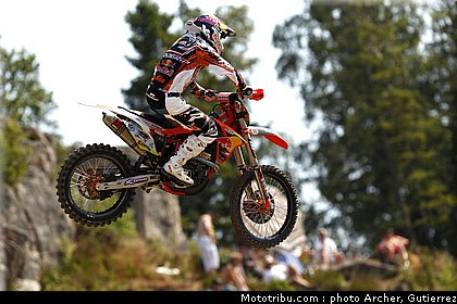 mondial_mx_nagl_2_suede_2010.jpg