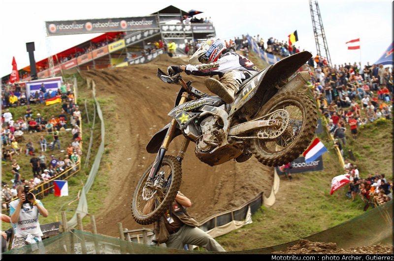 mondial_mx_auubin_3_loket_2010