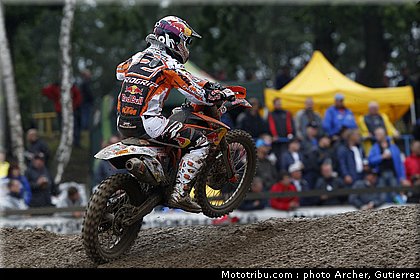 mondial_mx_nagl_04_loket_2010.jpg