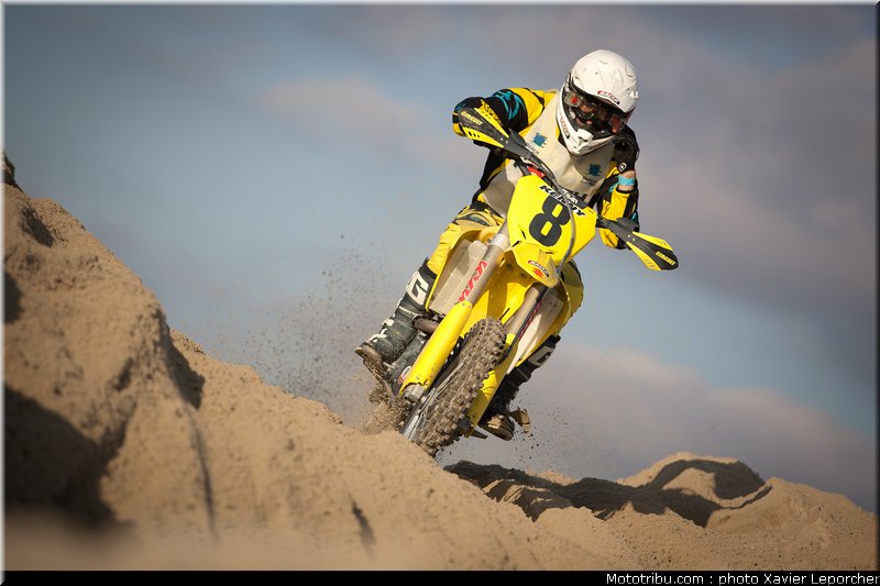 thiollier_002_beach_cross_berck_sur_mer_2011