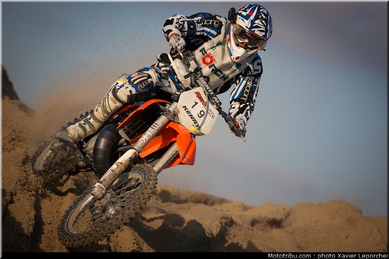 van_grinsven_001_beach_cross_berck_sur_mer_2011