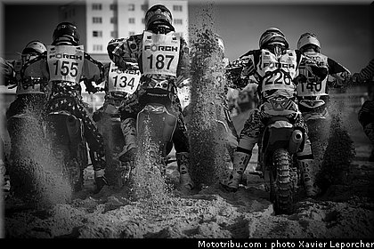 003_beach_cross_berck_sur_mer_2011.jpg
