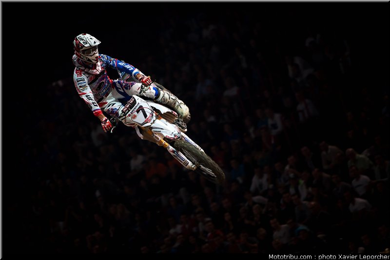 tonus_001_supercross_bercy_2011
