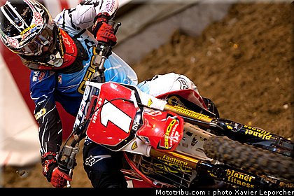 barcia_006_supercross_bercy_2011.jpg