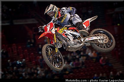 barcia_018_supercross_bercy_2011.jpg