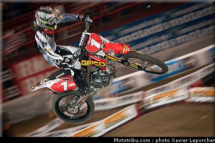 barcia_019_supercross_bercy_2011.jpg