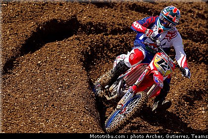 anderson_001_motocross_des_nations_st_jean_dangely_2011.jpg