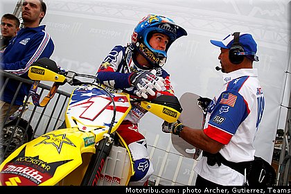 dungey_007_motocross_des_nations_st_jean_dangely_2011.JPG