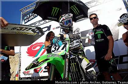pourcel_001_motocross_des_nations_st_jean_dangely_2011.jpg