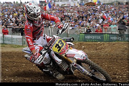 tonus_001_motocross_des_nations_st_jean_dangely_2011.jpg