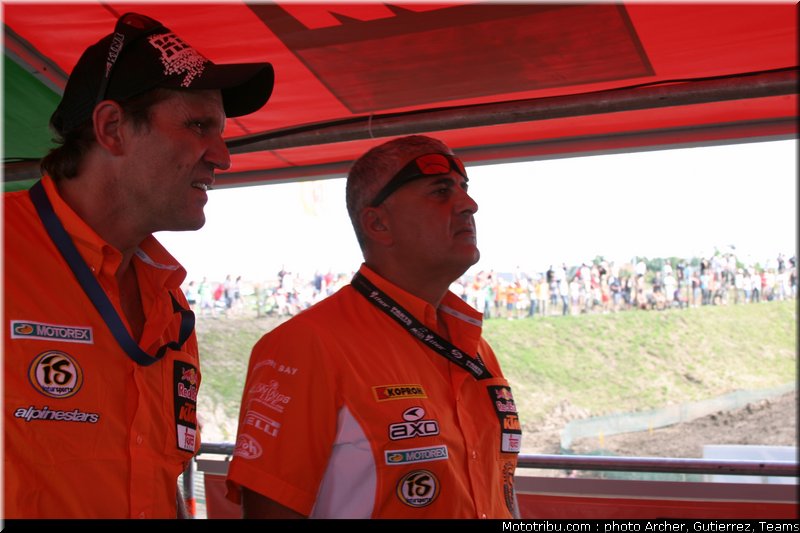 cross_red_bull_teka_ktm_factory_002_allemagne_teutschenthal_2011