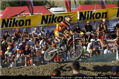 roczen_011_mondial_mx_italie_fermo_2011.jpg