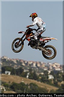 roczen_012_mondial_mx_italie_fermo_2011.jpg