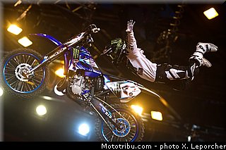 fmx_11_supercross_paris_bercy_2012.jpg
