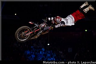 fmx_13_supercross_paris_bercy_2012.jpg
