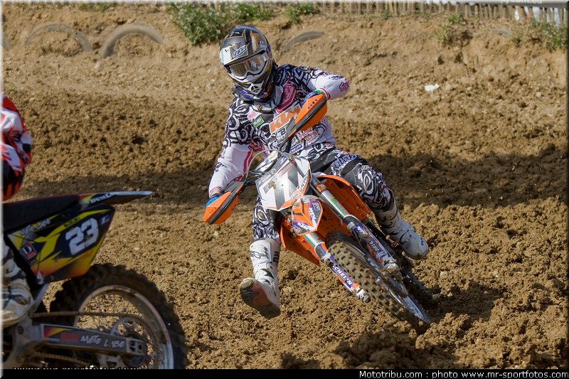 mx1_adam_002_sommieres_2012