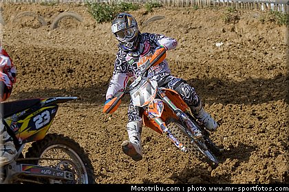mx1_adam_002_sommieres_2012.jpg