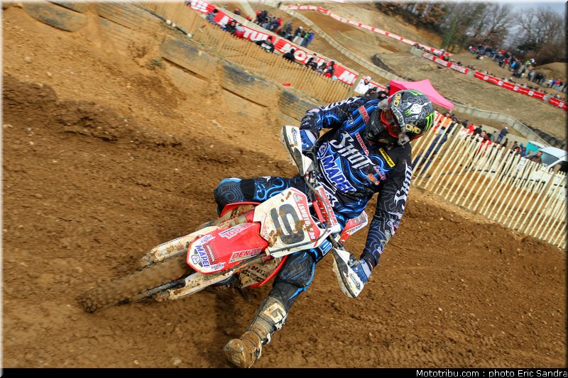 de_dycker_004_cross_international_valence_2012