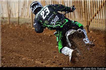 charlier_002_cross_international_valence_2012.jpg