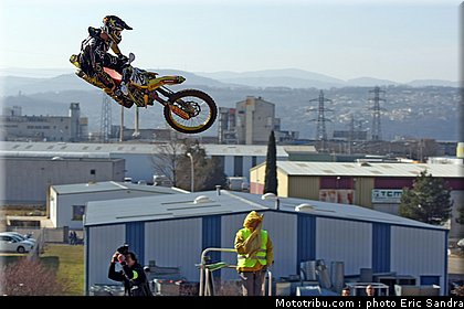 desalle_001_cross_international_valence_2012.jpg