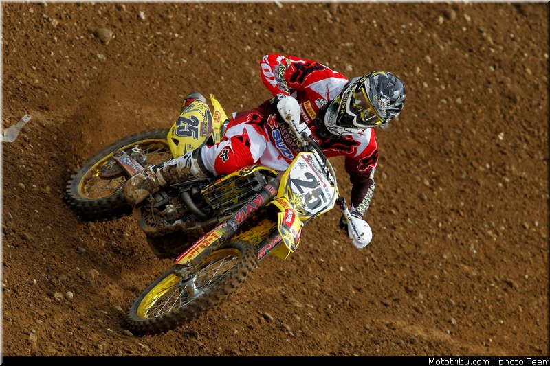 desalle_003_cross_international_valence_2012